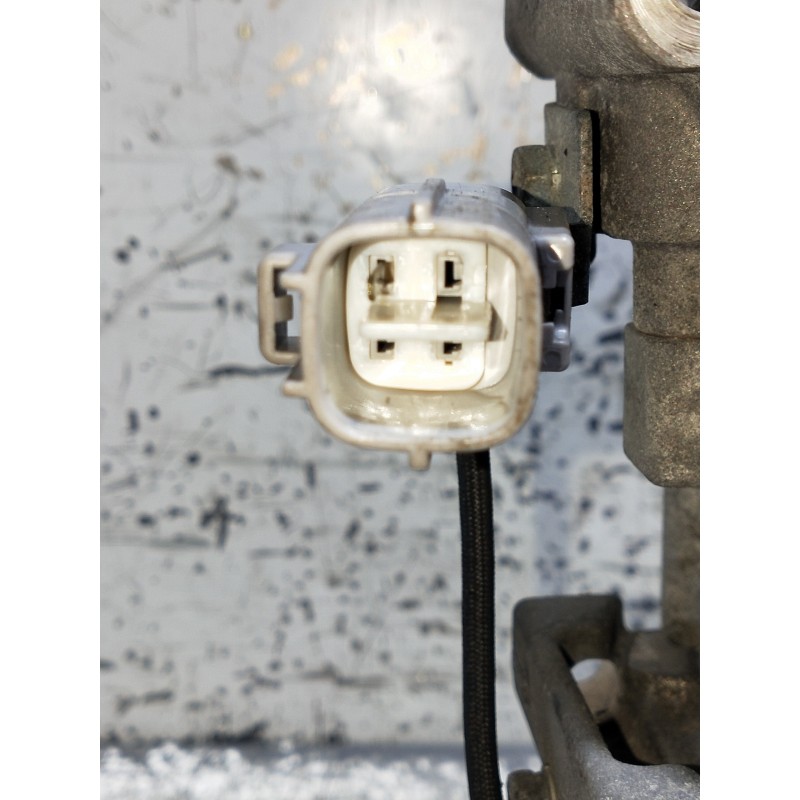 Recambio de compresor aire acondicionado para toyota corolla (e12) 2.0 d-cat referencia OEM IAM 4472206364  