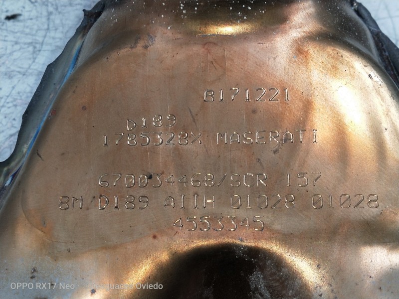 Recambio de tubo escape central para maserati ghibli diesel referencia OEM IAM 670034468SCR157 1785328X D189A11H0102801028