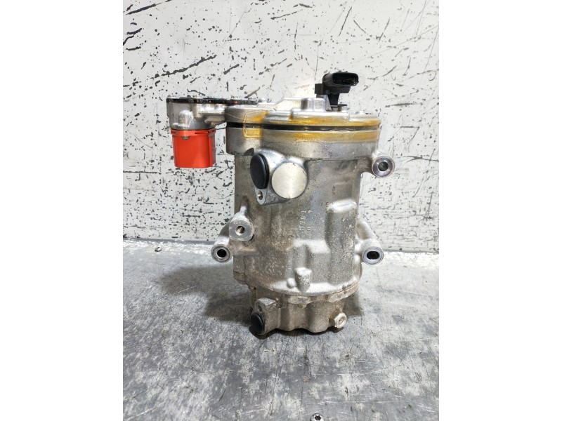 Recambio de compresor aire acondicionado para nissan leaf 2 zero edition referencia OEM IAM 926005SA1A 0424000510 