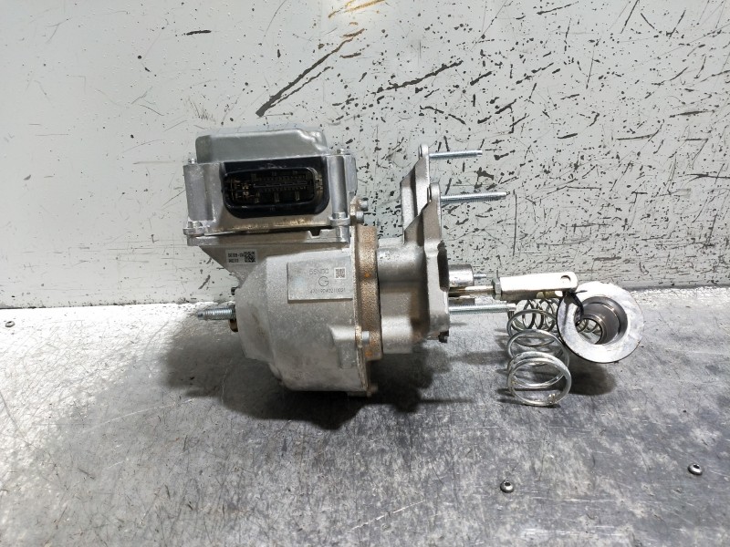 Recambio de servofreno para nissan leaf 2 zero edition referencia OEM IAM EAC103503A  