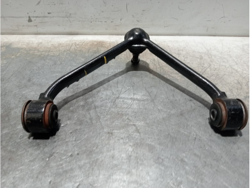 Recambio de brazo suspension superior delantero derecho para ssangyong rexton w limited 4wd referencia OEM IAM   