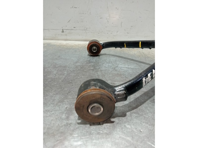 Recambio de brazo suspension superior delantero derecho para ssangyong rexton w limited 4wd referencia OEM IAM   