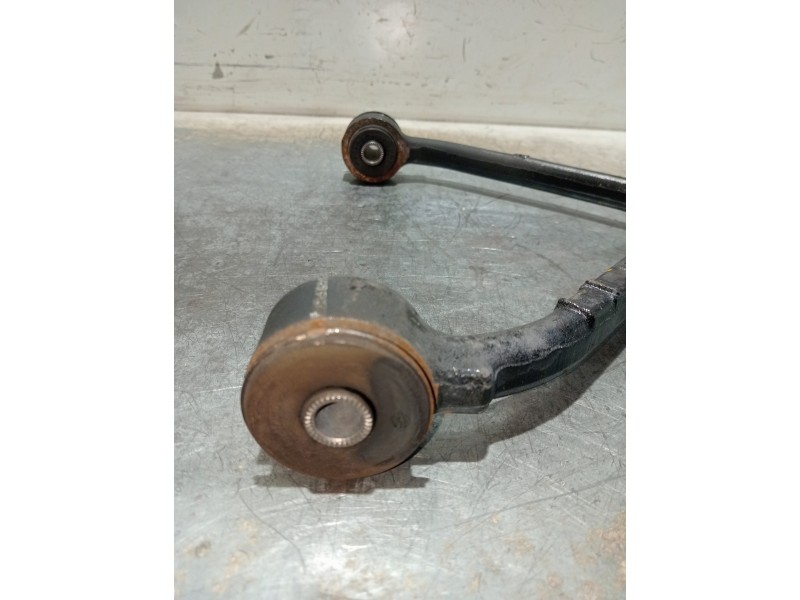 Recambio de brazo suspension superior delantero derecho para ssangyong rexton w limited 4wd referencia OEM IAM   