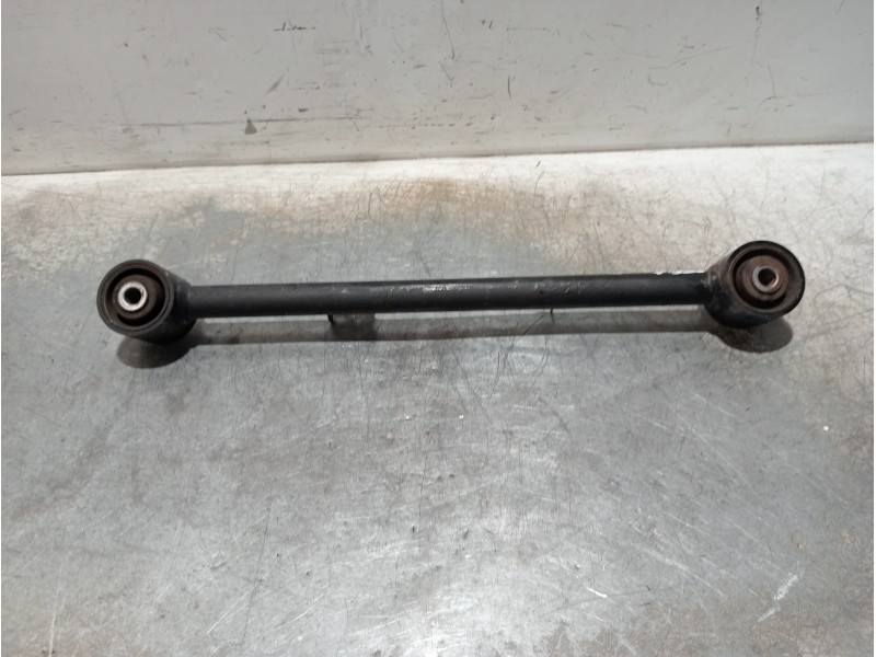 Recambio de brazo suspension inferior trasero izquierdo para ssangyong rexton w limited 4wd referencia OEM IAM   