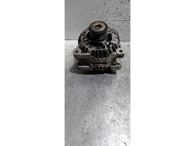 Recambio de alternador para peugeot 308 confort referencia OEM IAM   