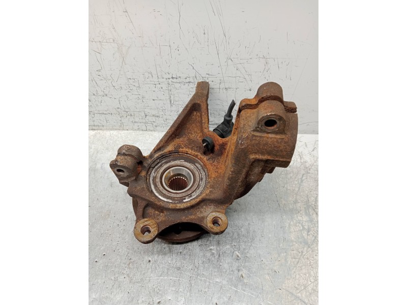 Recambio de mangueta delantera izquierda para citroen xsara berlina 1.9 d sx referencia OEM IAM   