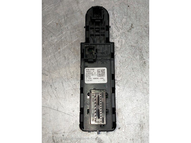 Recambio de mando elevalunas delantero izquierdo para opel mokka x referencia OEM IAM 96788264ZD07 1002555116 5P