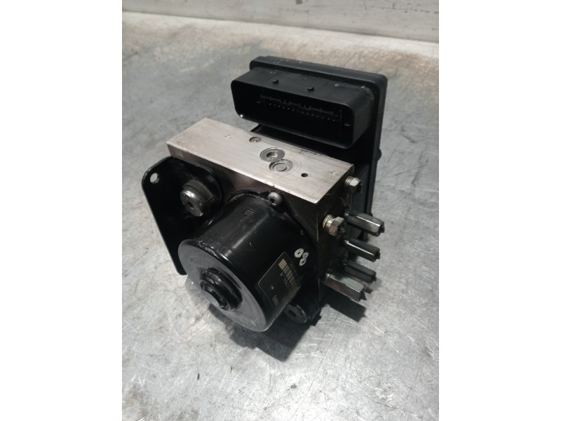 Recambio de abs para ssangyong rexton w limited 4wd referencia OEM IAM 4894031000 06210227614 06210969693