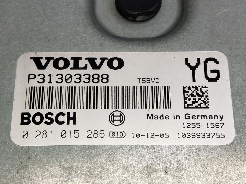 Recambio de centralita motor uce para volvo v60 kombi momentum referencia OEM IAM P31303388 0281015286 