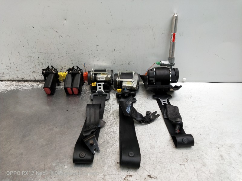 Recambio de juego cinturones delantero para volvo v60 kombi momentum referencia OEM IAM 39800489 616202800 616202400