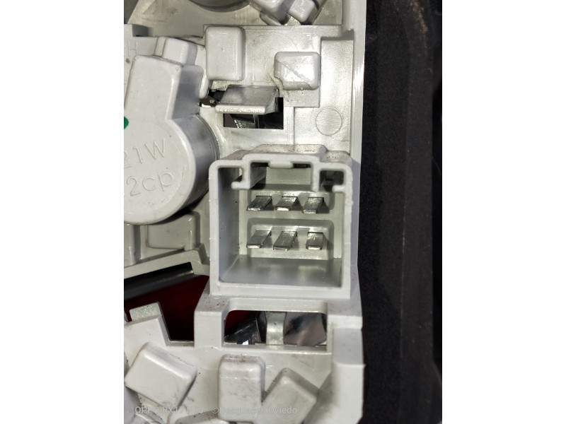 Recambio de piloto trasero derecho para volvo v60 kombi momentum referencia OEM IAM 31214964  