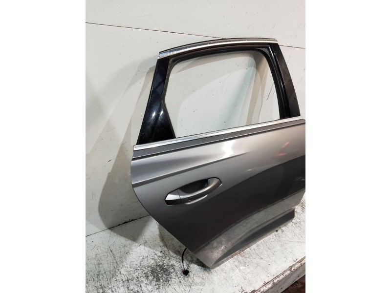 Recambio de puerta trasera derecha para audi a6 berlina (4a2) 40 tdi design referencia OEM IAM   4P