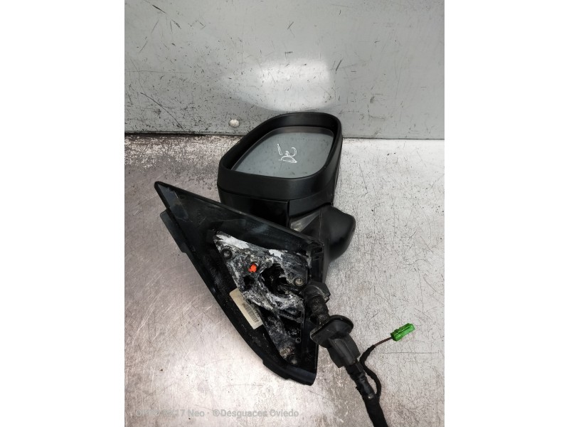 Recambio de retrovisor derecho para volvo v60 kombi momentum referencia OEM IAM 31297352 ELECTRICO 2 ENCHUFES 16 CABLES