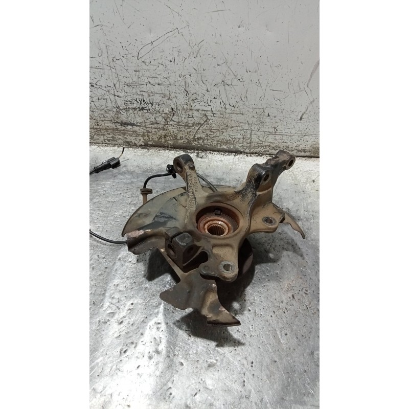 Recambio de mangueta delantera izquierda para ford fiesta (ccn) 1.25 16v cat referencia OEM IAM AY1C3K171BA  