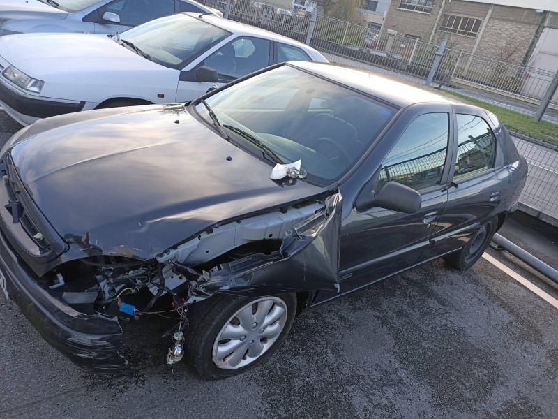 citroen xsara berlina del año 2002