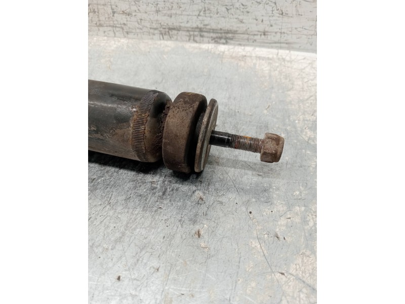 Recambio de amortiguador trasero derecho para lancia thesis (115) 3.0 v6 24v cat referencia OEM IAM   