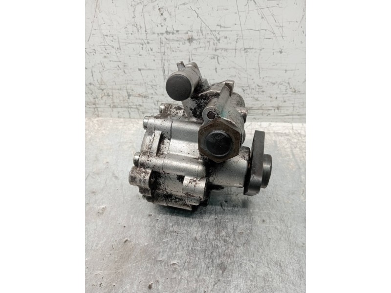 Recambio de bomba direccion para lancia thesis (115) 3.0 v6 24v cat referencia OEM IAM 7617955524 60680252 