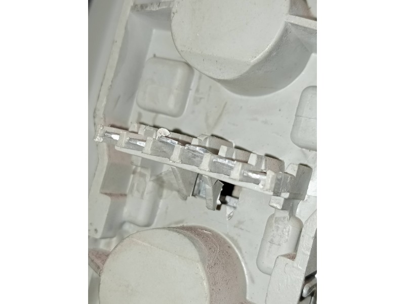 Recambio de piloto trasero derecho para opel corsa b referencia OEM IAM   