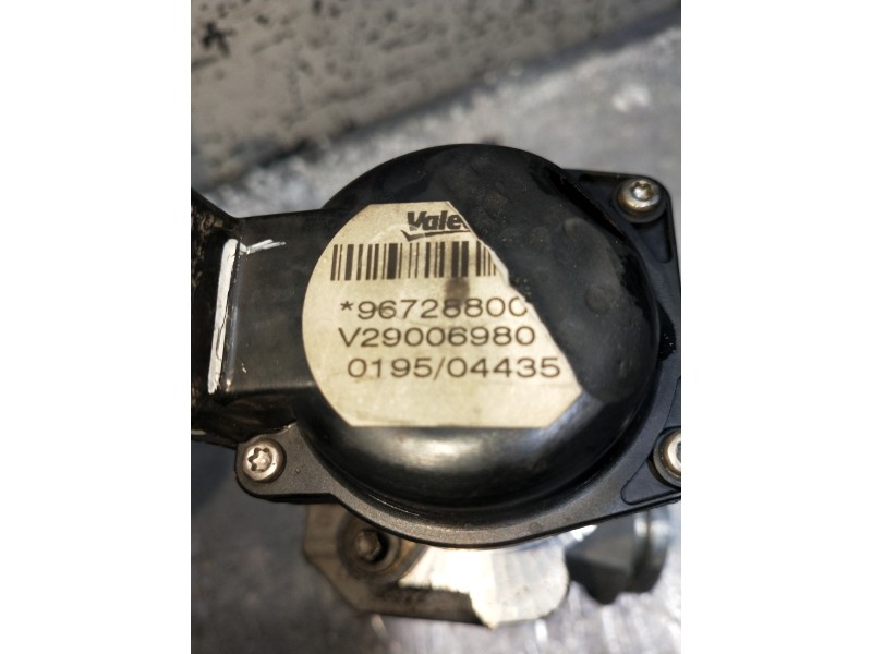Recambio de valvula egr para peugeot 308 confort referencia OEM IAM   