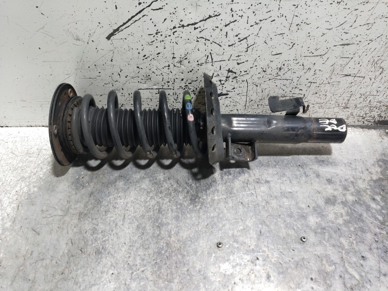 Recambio de amortiguador delantero derecho para volvo v60 kombi momentum referencia OEM IAM 31262896  