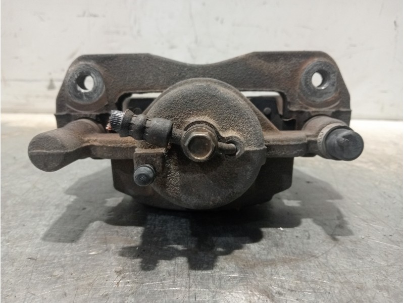 Recambio de pinza freno delantera derecha para mazda 626 berlina (gf) 2.0 ditd ac referencia OEM IAM   