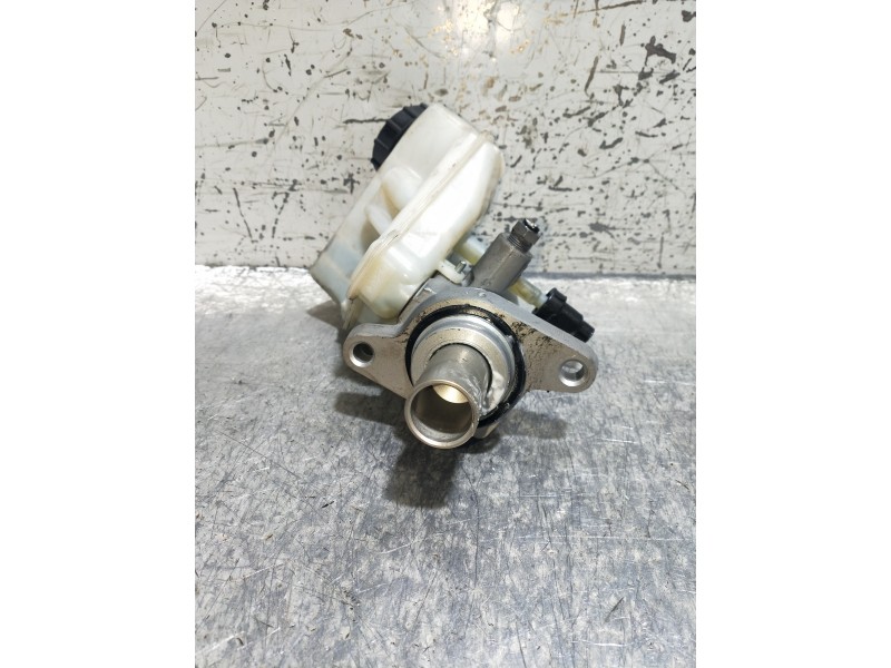 Recambio de bomba freno para volvo v60 kombi momentum referencia OEM IAM 033550885571  