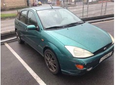ford focus berlina (cak) del año 2000