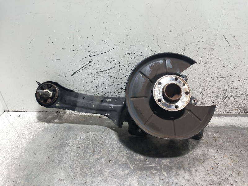 Recambio de mangueta trasera izquierda para volvo v60 kombi momentum referencia OEM IAM   