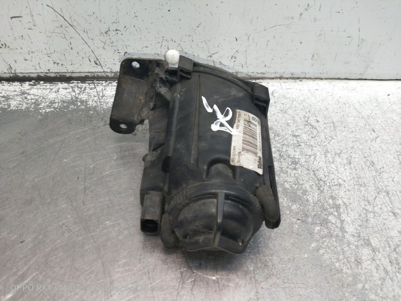 Recambio de faro antiniebla derecho para audi a6 berlina (4b2) 2.5 tdi referencia OEM IAM 8930365 4B0941700A VER FOTOS SOPORTE R