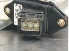 Recambio de elevalunas trasero derecho para toyota corolla (e12) 2.0 d-cat referencia OEM IAM 6988008100 0130822031 5P 2
