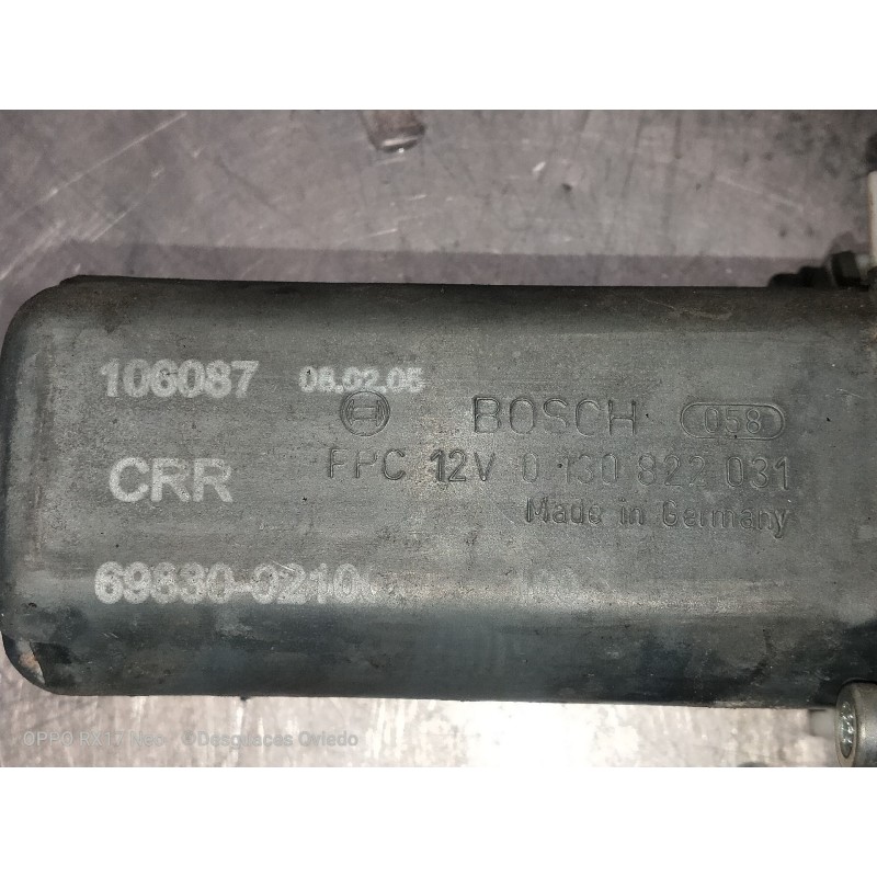 Recambio de elevalunas trasero derecho para toyota corolla (e12) 2.0 d-cat referencia OEM IAM 6988008100 0130822031 5P