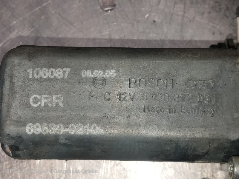 Recambio de elevalunas trasero derecho para toyota corolla (e12) 2.0 d-cat referencia OEM IAM 6988008100 0130822031 5P