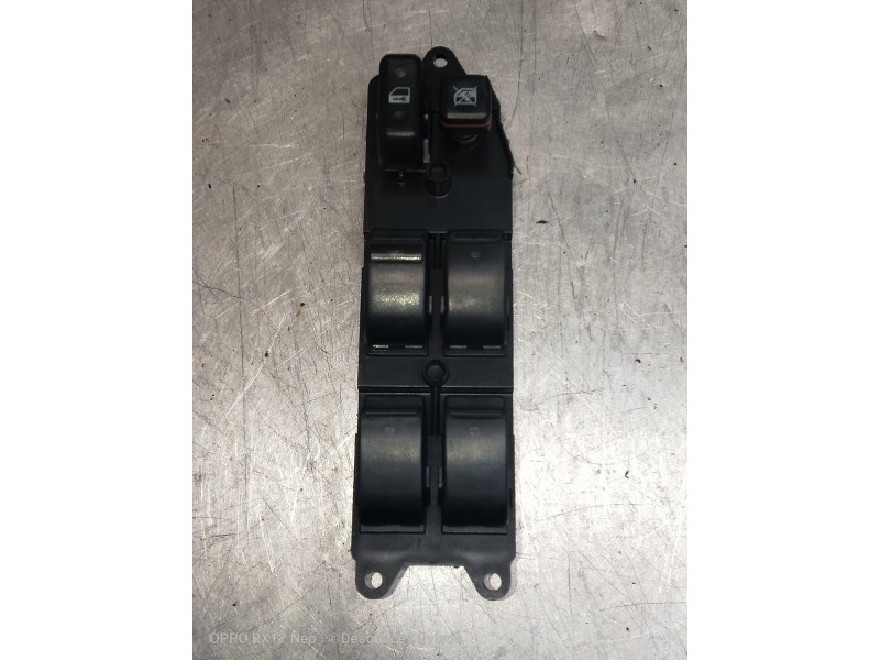 Recambio de mando elevalunas delantero izquierdo para toyota corolla (e12) 2.0 d-cat referencia OEM IAM 37073C26A05 84820 5P