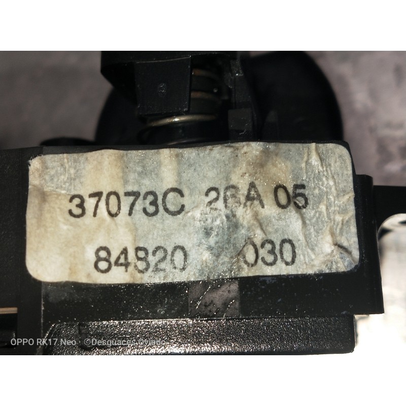 Recambio de mando elevalunas delantero izquierdo para toyota corolla (e12) 2.0 d-cat referencia OEM IAM 37073C26A05 84820 5P