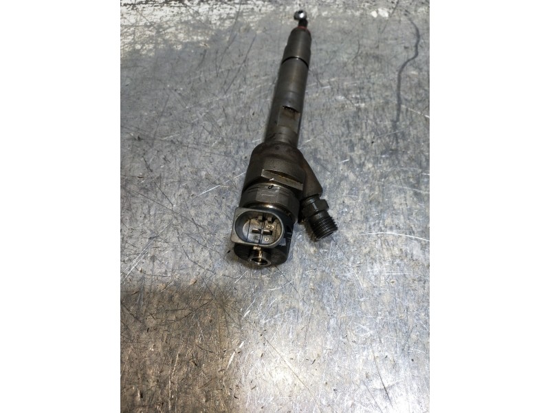 Recambio de inyector para bmw serie 5 lim. (f10) 530d xdrive referencia OEM IAM 0445110382 781070202 