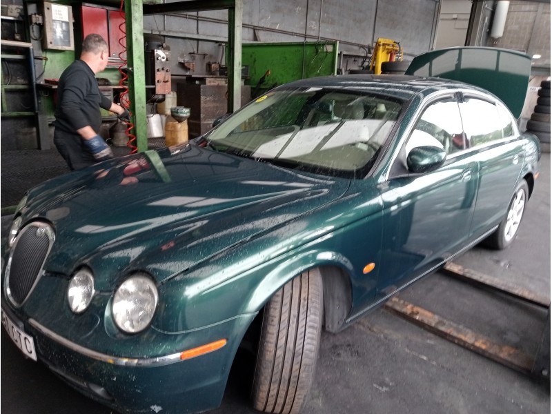 jaguar s-type del año 2004