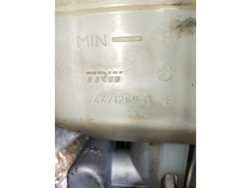 Recambio de bomba freno para land rover range rover sport v6 td s referencia OEM IAM 74471269  