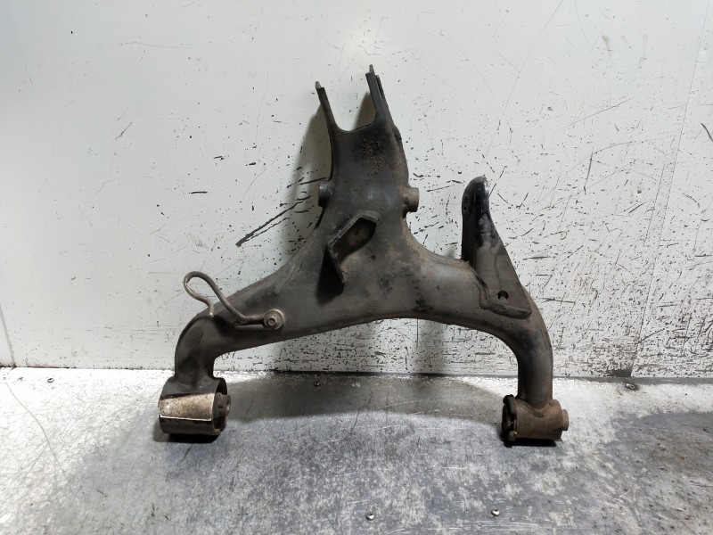 Recambio de brazo suspension inferior delantero derecho para land rover range rover sport v6 td s referencia OEM IAM   