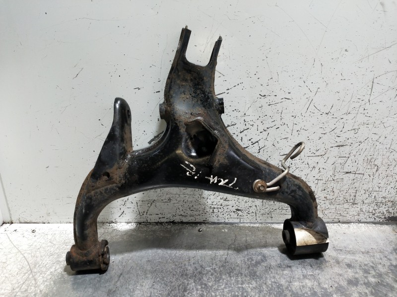 Recambio de brazo suspension inferior delantero izquierdo para land rover range rover sport v6 td s referencia OEM IAM   