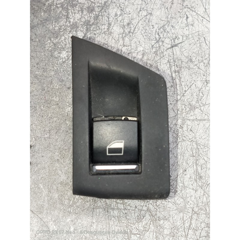 Recambio de mando elevalunas delantero derecho para bmw serie 5 lim. (f10) 530d xdrive referencia OEM IAM 916352701 11W46E01 4P