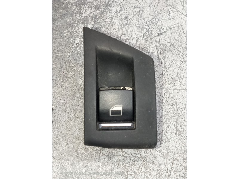 Recambio de mando elevalunas delantero derecho para bmw serie 5 lim. (f10) 530d xdrive referencia OEM IAM 916352701 11W46E01 4P