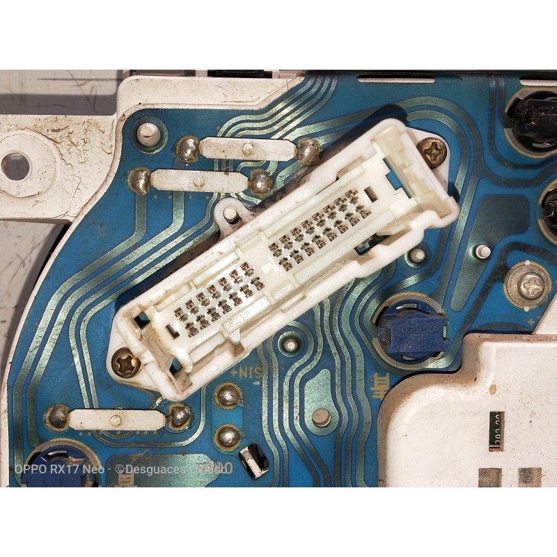 Recambio de cuadro instrumentos para toyota land cruiser (j9) td vx (3-ptas.) (kzj90) referencia OEM IAM 838006A700FA 69261180 