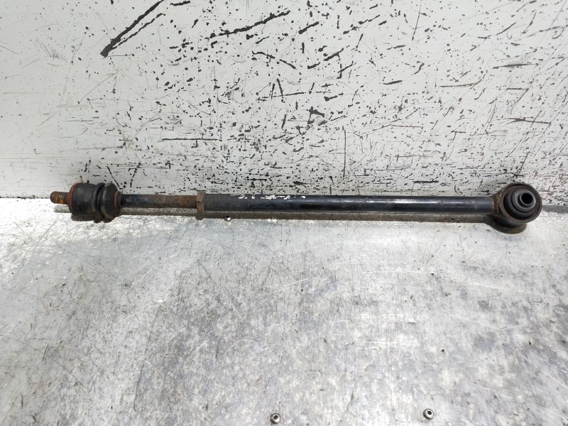 Recambio de brazo suspension inferior delantero izquierdo para land rover range rover sport v6 td s referencia OEM IAM   