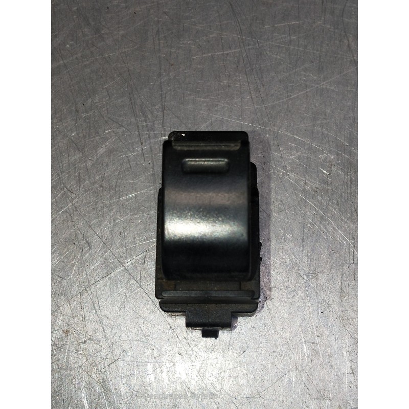 Recambio de mando elevalunas delantero derecho para toyota land cruiser (j9) td vx (3-ptas.) (kzj90) referencia OEM IAM   3P
