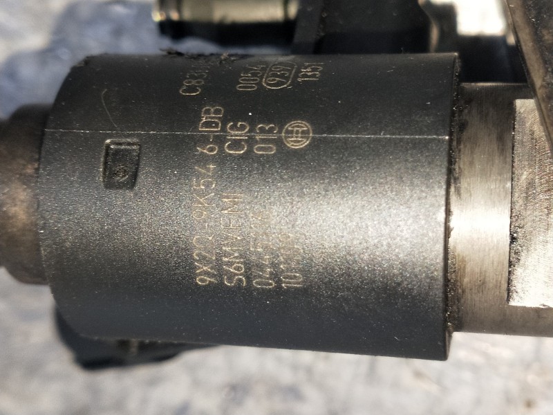 Recambio de inyector para land rover range rover sport v6 td s referencia OEM IAM 9X2Q9K546DB 0445116101109 
