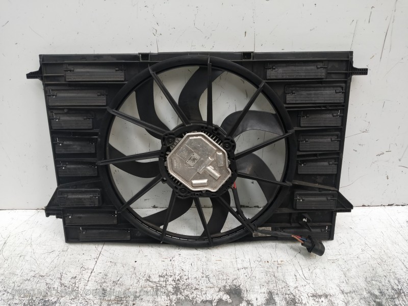 Recambio de electroventilador para audi a6 berlina (4a2) 40 tdi design referencia OEM IAM 0130707410 8W0121003B 