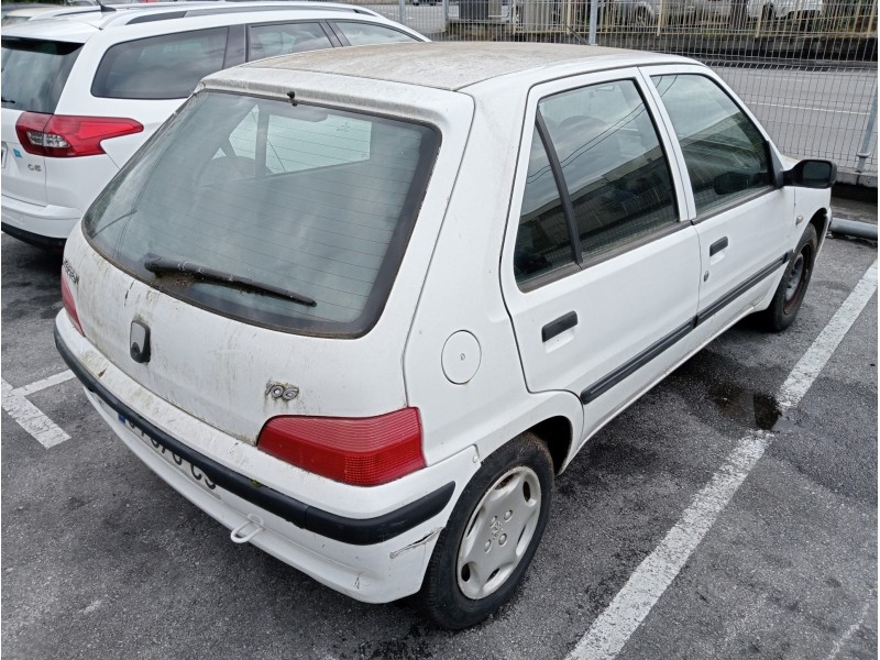 peugeot 106 (s2) del año 2000