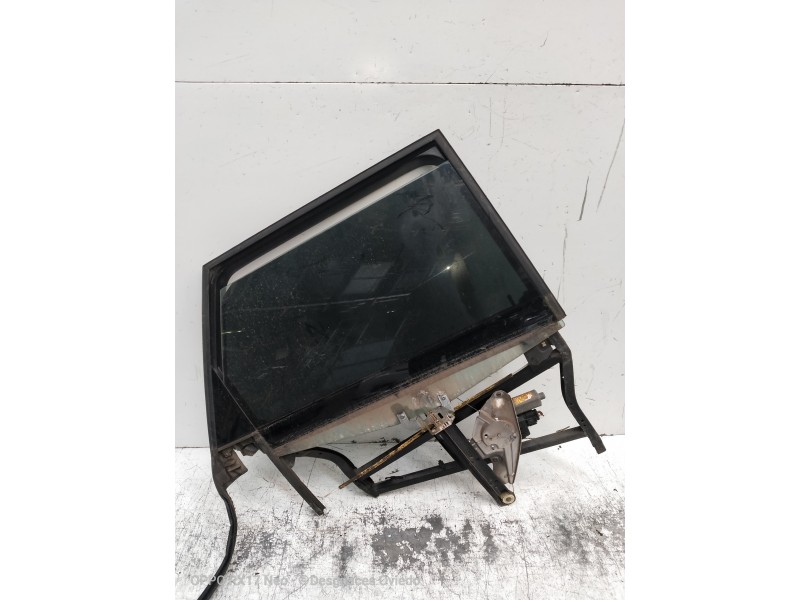Recambio de elevalunas trasero derecho para audi allroad quattro (4b5) 2.5 tdi (132kw) referencia OEM IAM 700103301100105 013082