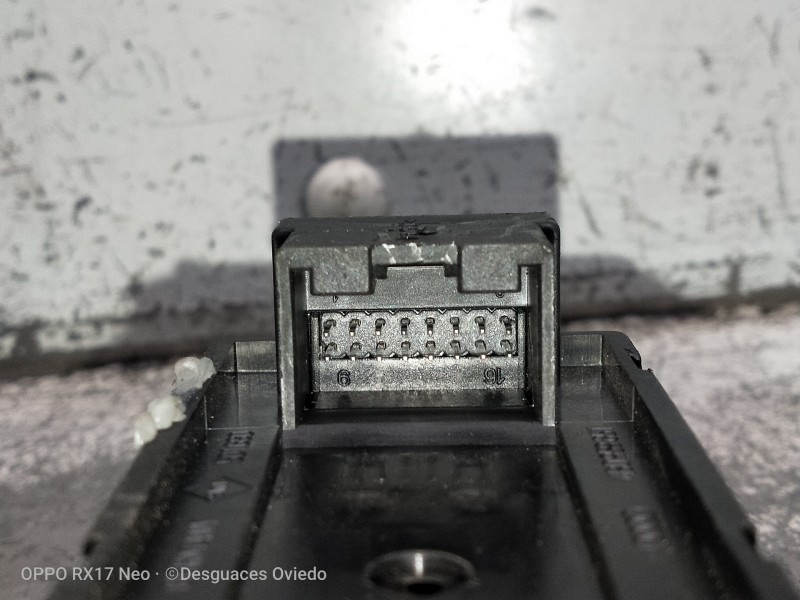 Recambio de mando elevalunas delantero izquierdo para audi allroad quattro (4b5) 2.5 tdi (132kw) referencia OEM IAM 4B0959851 50