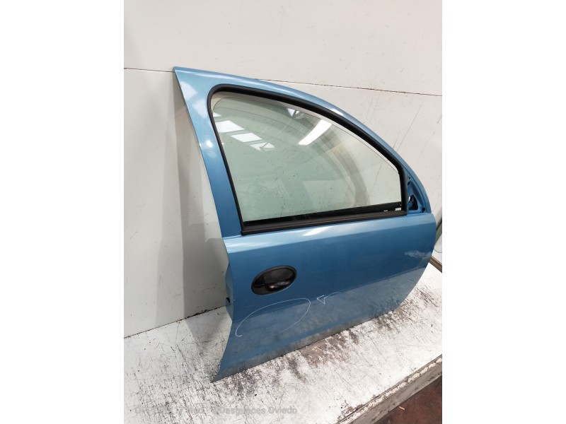 Recambio de puerta delantera derecha para opel corsa c cosmo referencia OEM IAM   5P